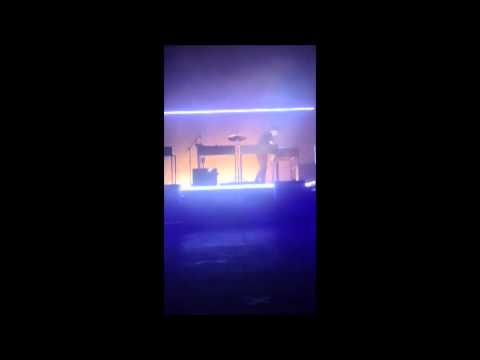 The xx - Reunion / Far Nearer (Live at Lifestyle Communities Pavilion 2013)