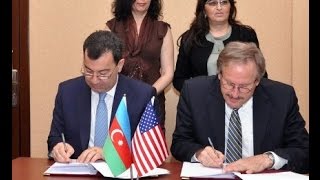 Dillər Universiteti Amerika Mərkəzi Abş Səfirliyi Və Abş Dövlət Departamenti Azərbaycana Tövhəsi 2Pa