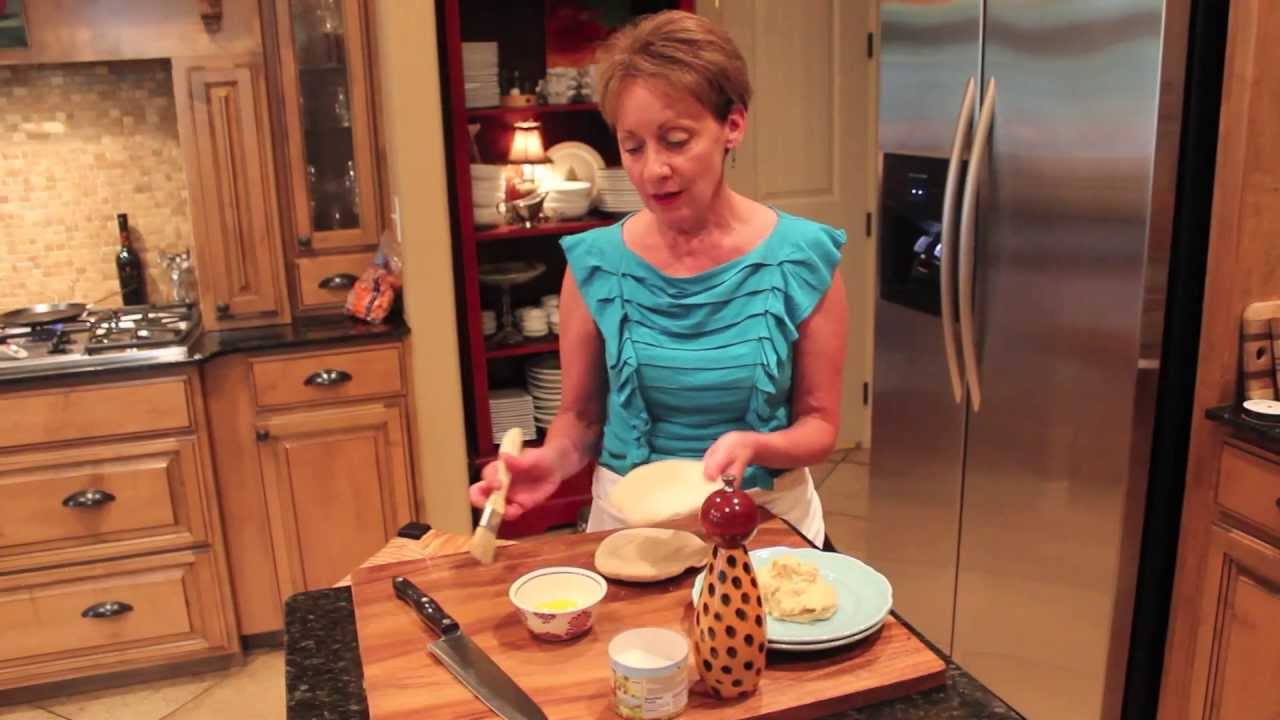 Pita Bread Tip - YouTube