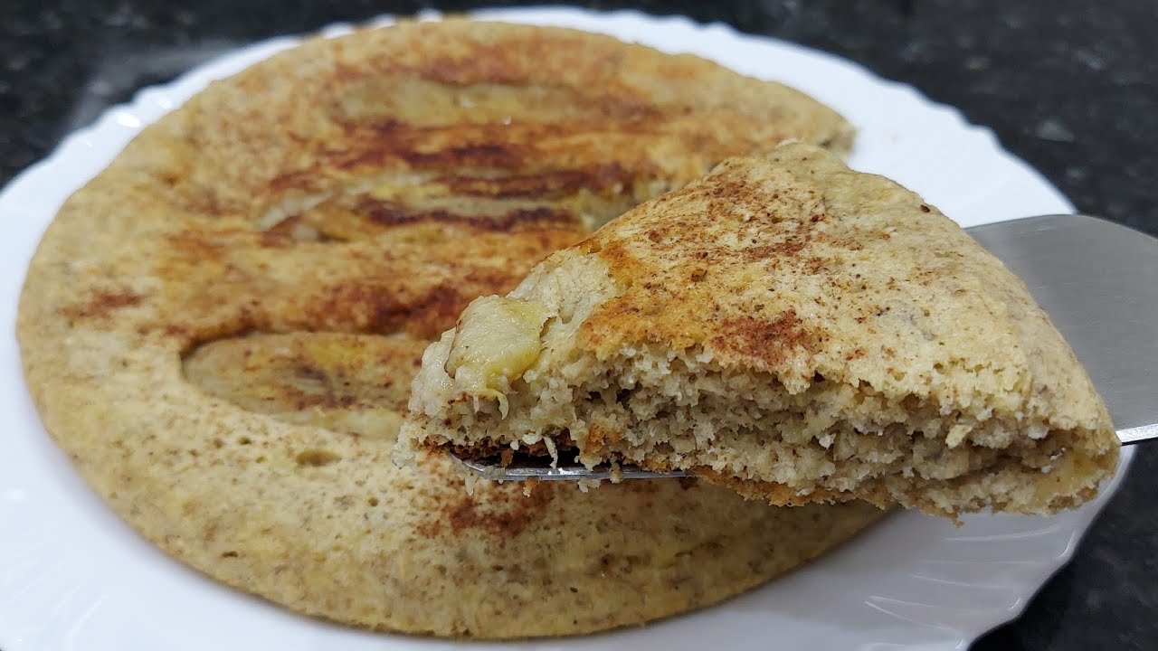 Bolo de banana de frigideira: saudável, deliciosa e fácil de fazer - Minha  Vida