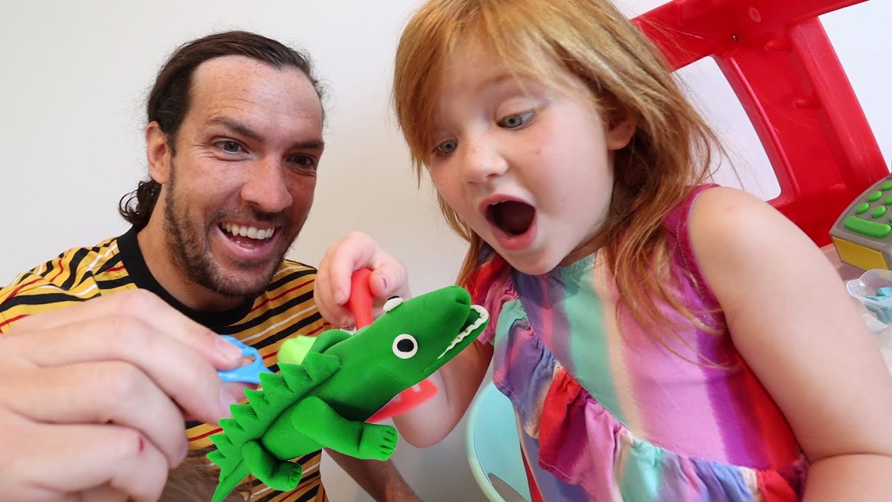 ANiMAL FOOD TRUCK!! Adley’s New Store pretend play cooking for neighbor