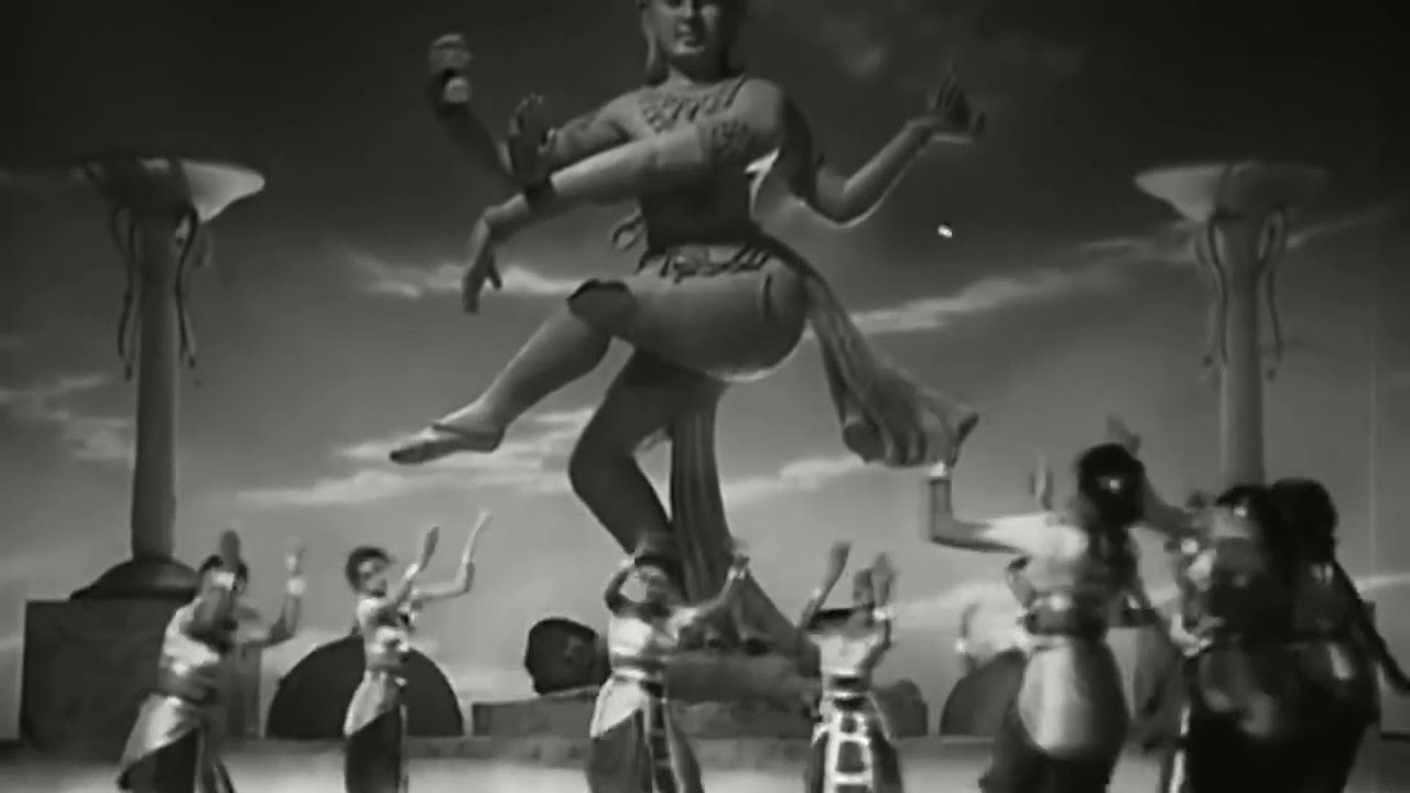 Песни и танцы индийского кино. YouTube