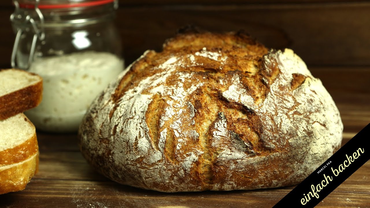 Altsauerbrot - Brot aus Altbrot und Anstellgut Resten - YouTube