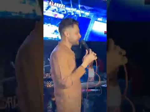 يا زارع وردك يشبهلك احمد عامر الدولاا
