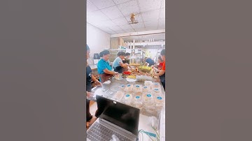 #hamburger by Ú Nu Quán #comtrua #comvanphong #comtruavanphong