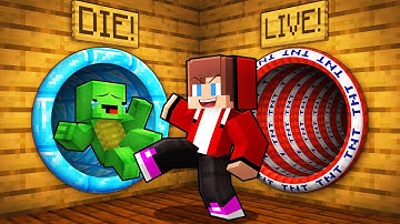 Mikey and JJ Choose the Right Slide in Minecraft (Maizen)