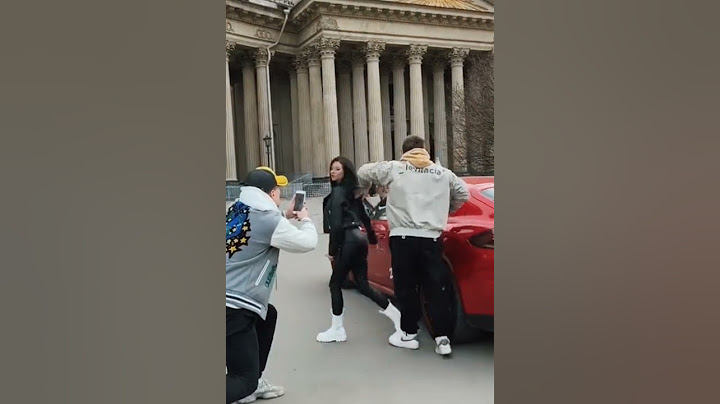 Когда делаешь фото не возле своего авто,но при этом строишь из себя королеву ⛽#королева#девушка#авто