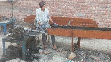 Making process of chain link fence #fence #making #chainlink #shorts