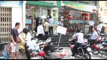 VTC14_Doanh nghiệp có thể trả lương trực tiếp để tránh nghẽn ATM dịp Tết