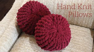 How to Make a Hand Knit Pillow With Chunky Chenille Yarn | The Sweetest Journey