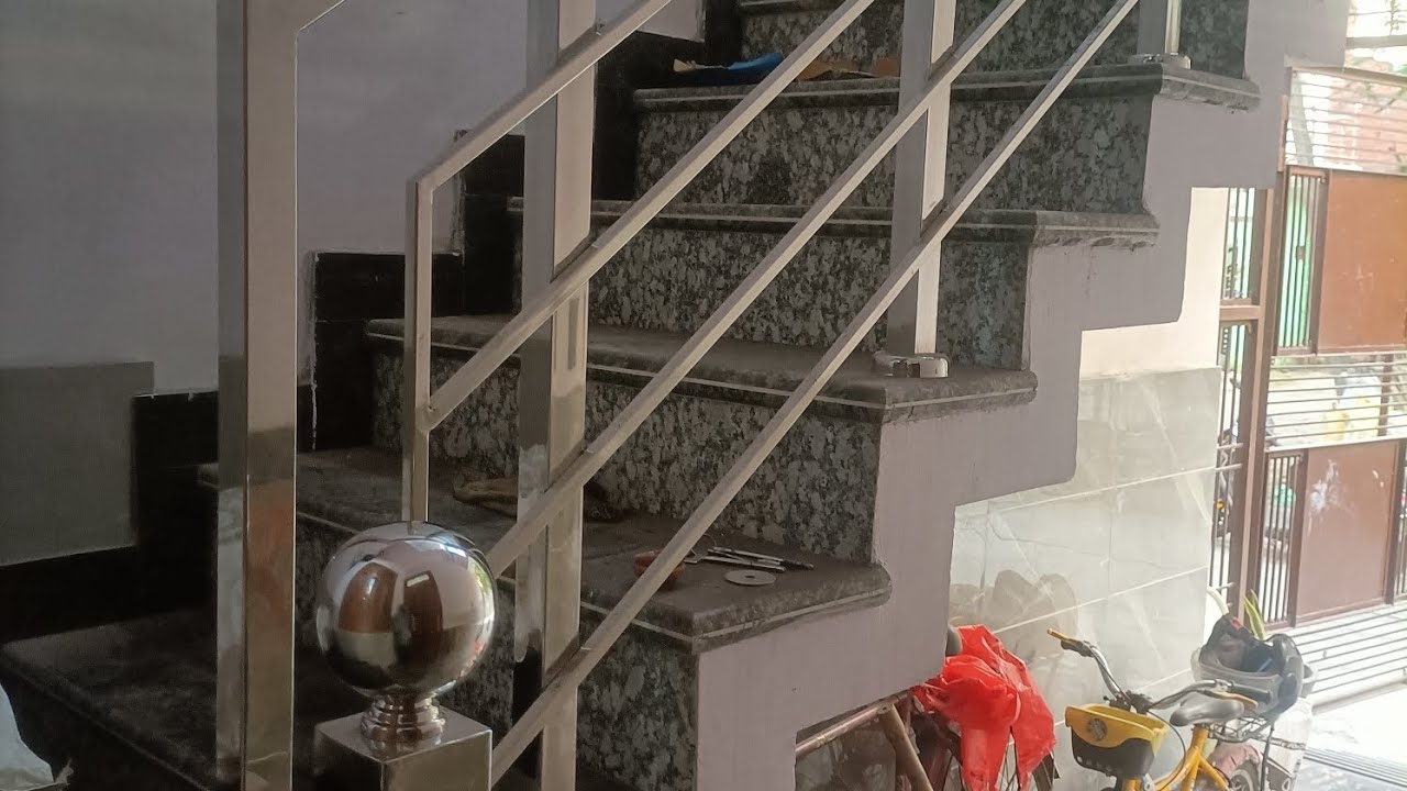 Steel 4 pipe squire perfect railing 