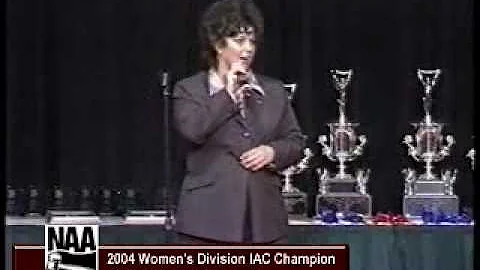 Dawn Wilfong, 2004 International Auctioneer Champion