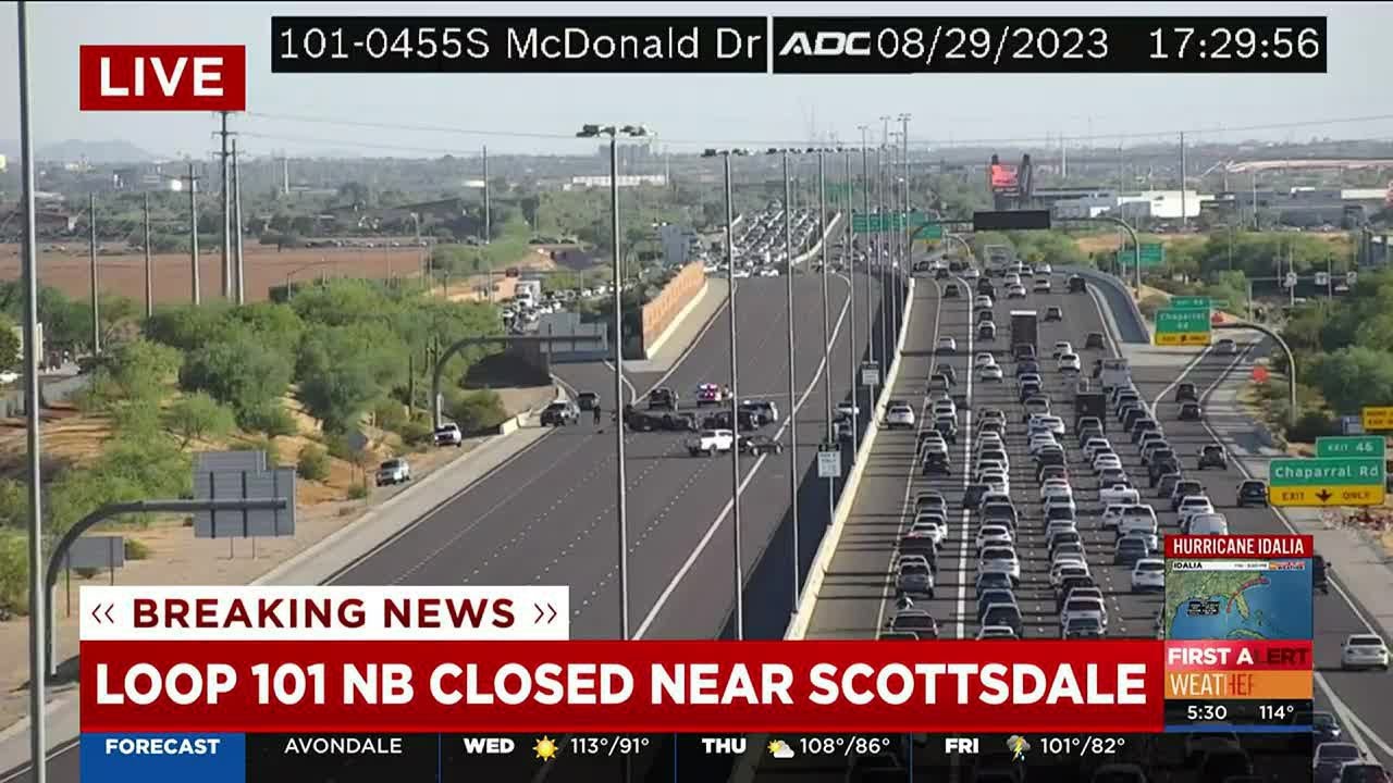 All lanes closed on NB Loop 101 near Scottsdale due to crash - YouTube