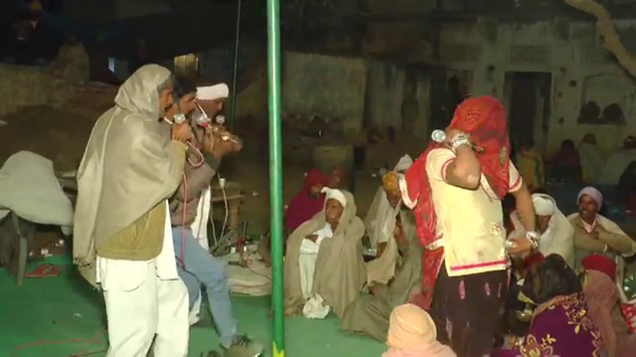 मत मारो ये मत दो लातां की काची नस टूट जासी हाथां की ।विक्रम सिंह चंदेला की आवाज में बहूत सुन्दर भजन