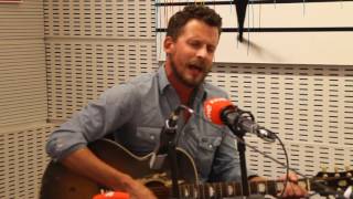 Video thumbnail of "The Turnpike Troubadours en Como Lo Oyes"