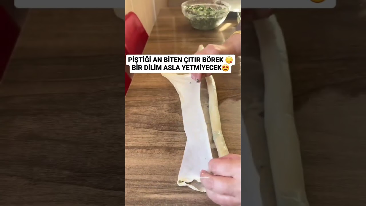 ХРУСТЯЩИЙ БОРЕК СО ШПИНАТОМ 