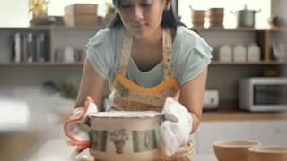 Download lagu Iklan - Dettol ReEnergize_30s