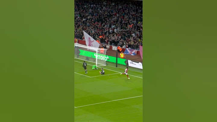 SAKA WITH A THUNDEROUS FINISH! ⚡️ #arsenal #bukayosaka #premierleague