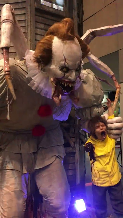 Pennywise and Georgie | Transworld Halloween and Haunt show