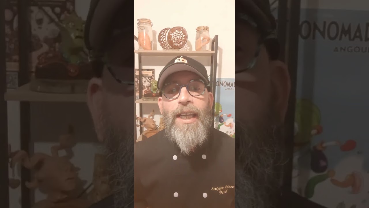 Qui je suis mon parcours. autodidacte dans l'art de la sculpture sur fruits et légumes 