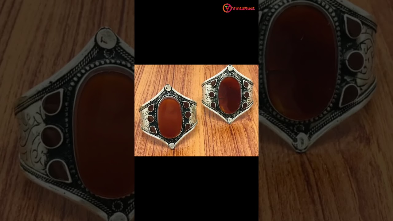 Jewelry Addict's Delight: Unique Carnelian Stone Cuff Bracelet Feature 