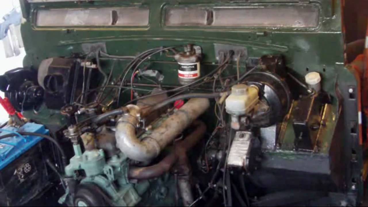 Land Rover 2,25 Diesel First Start - Youtube