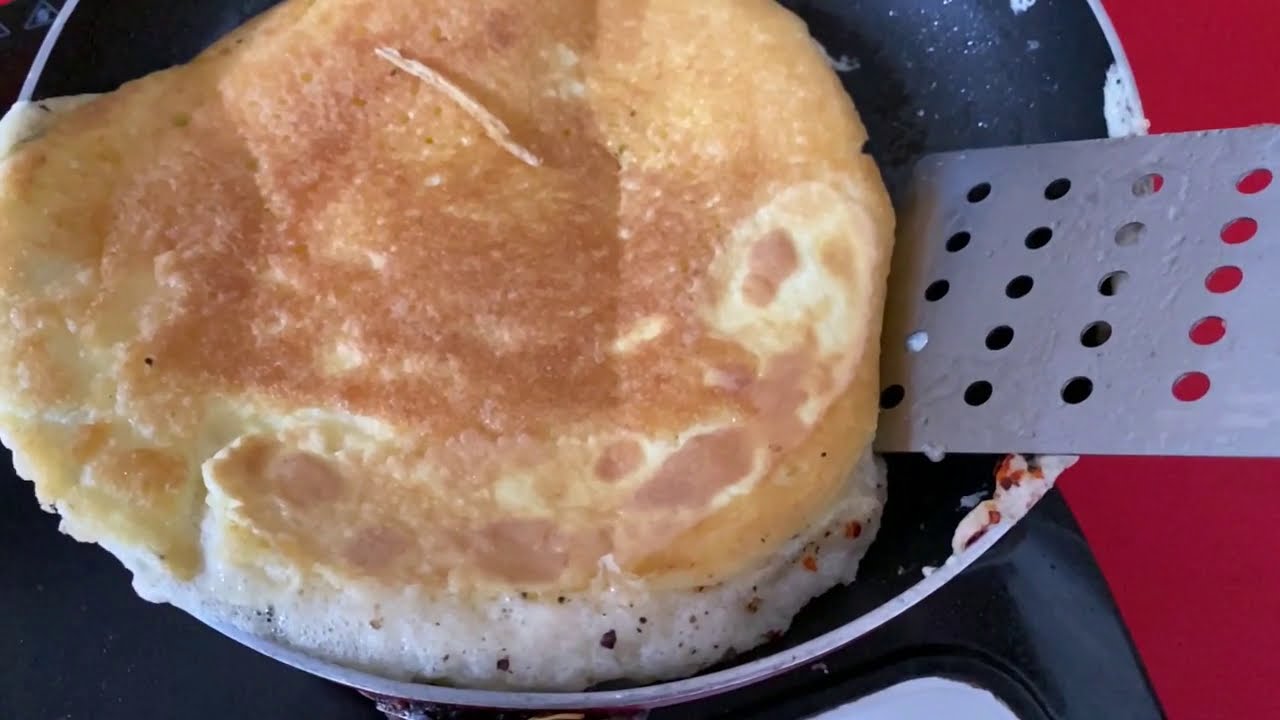 Fluffiest Egg Omelette recipe - Easy recipe| फ़्लफ़ी ऑमलेट | SALT, PEPPER & SID