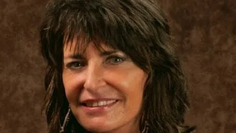 Julie Evans: From Addiction to Recovery