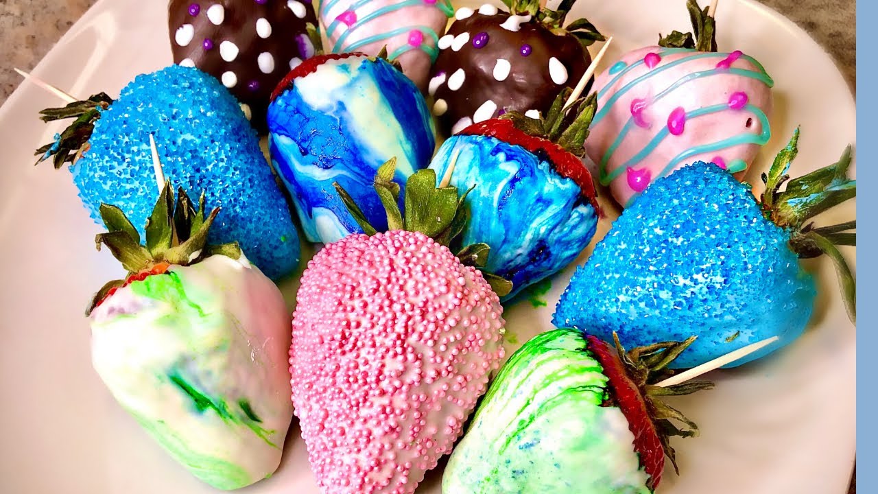 DIY CHOCOLATE COVERED STRAWBERRIES Gourmet Strawberries ALECIA’S