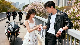 Download Lagu CEO terluka tak ada yang peduli, tapi gadis baik hati membalut lukanya. Cinta pun lahir! MP3