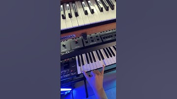 Sequential/Oberheim synths love (J3PO improvisation)
