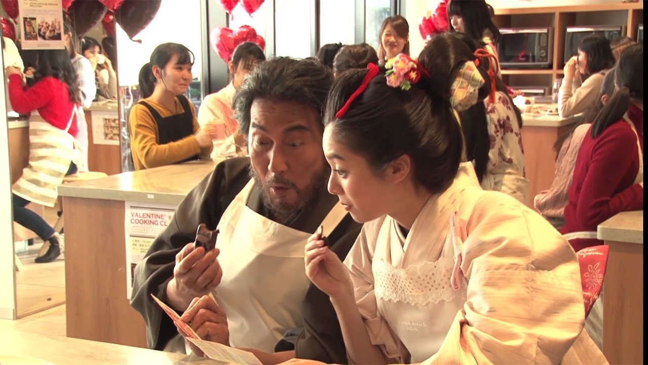 役所広司 新川優愛 親子 がアドリブ合戦 チョコ頬張りながら バイト始めた バレンタインジャンボ宝くじ 新cmが公開 Youtube