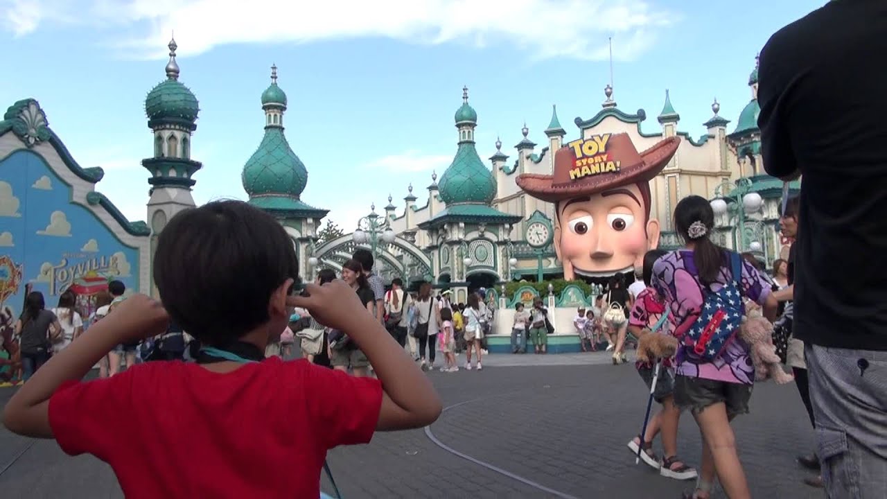 [Walking] Go int Toyville Trolley Park (Tokyo Disneysea)