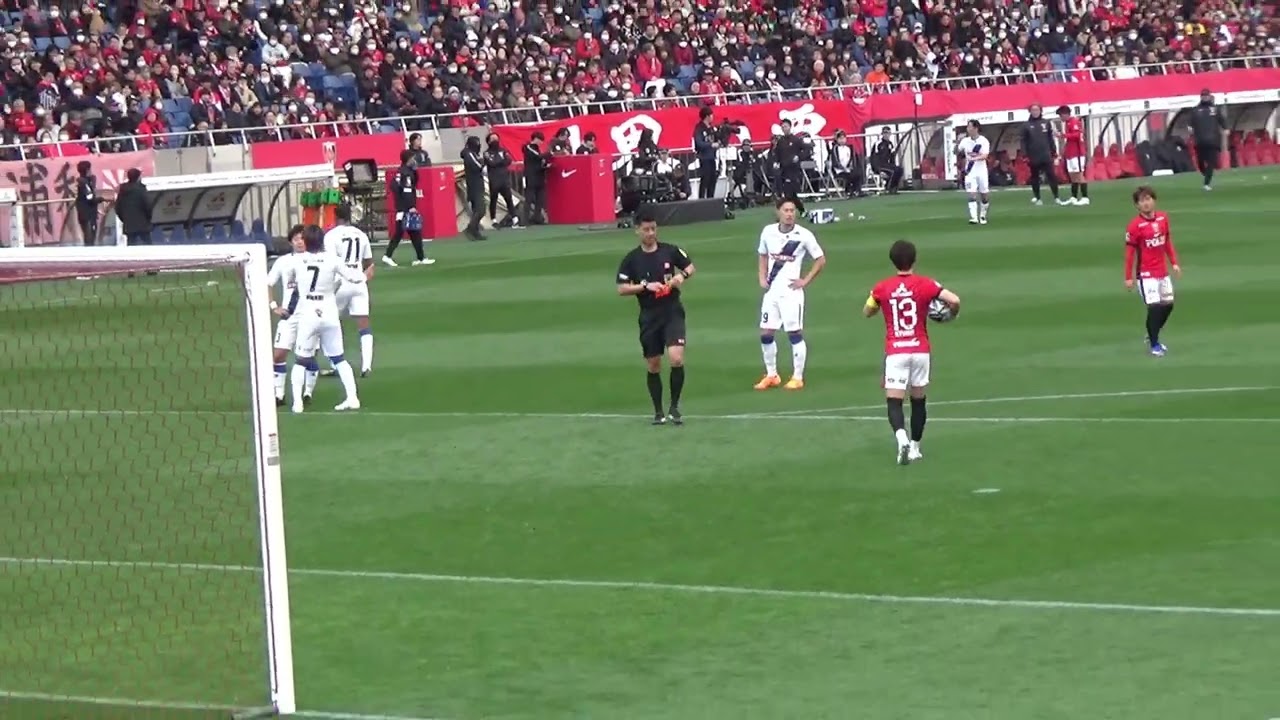 浦和レッズ 金子が倒されPK獲得＋水戸DFレッドカード退場、渡邊凌馬のシュートが惜しくもポストに弾かれゴールならず!! 対水戸ホーリーホック 埼玉スタジアム 南側ゴール裏 2026/3/7