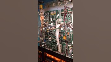 Williams Whirlwind Pinball Machine(3)