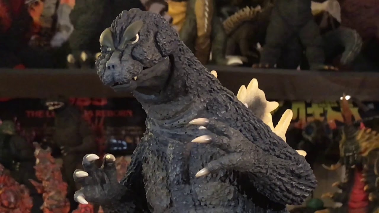 X-Plus Godzilla 1964 30cm Ric Exclusive Figure Review!!! - YouTube