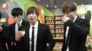 20170520　KCON　CODE-V　Bibigo試食