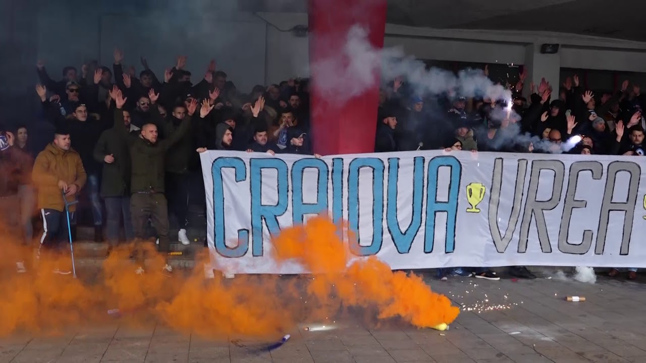 PLANETA CRAIOVA! Imagini needitate cu plecarea echipei la Bucuresti. Super VIDEO