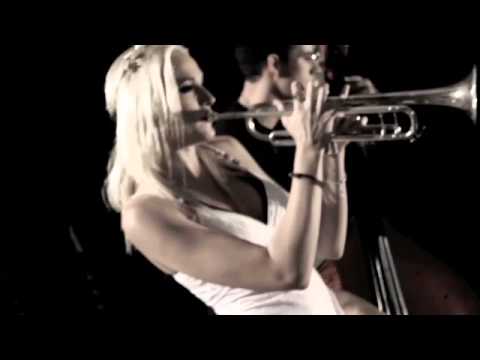 Jenny and the Mexicats - Me Voy a Ir (Tito Lara Session)