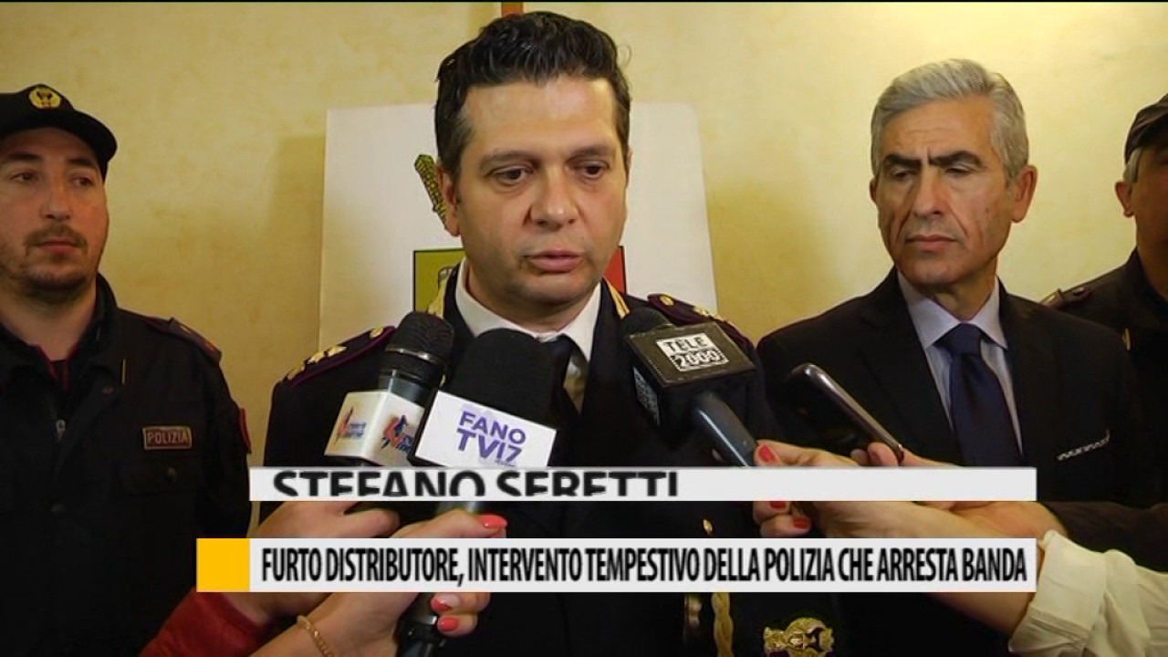 Furto distributore, intervento tempistivo della polizia che arresta banda