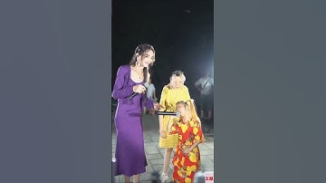 Xiao Xiao Singing