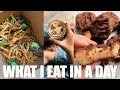 WHAT I EAT IN A DAY AS A RUNNER #22 | easy meals + sharing the love♥️