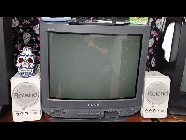I was given this Sony Trinitron KV 20S40 for Free! - YouTube