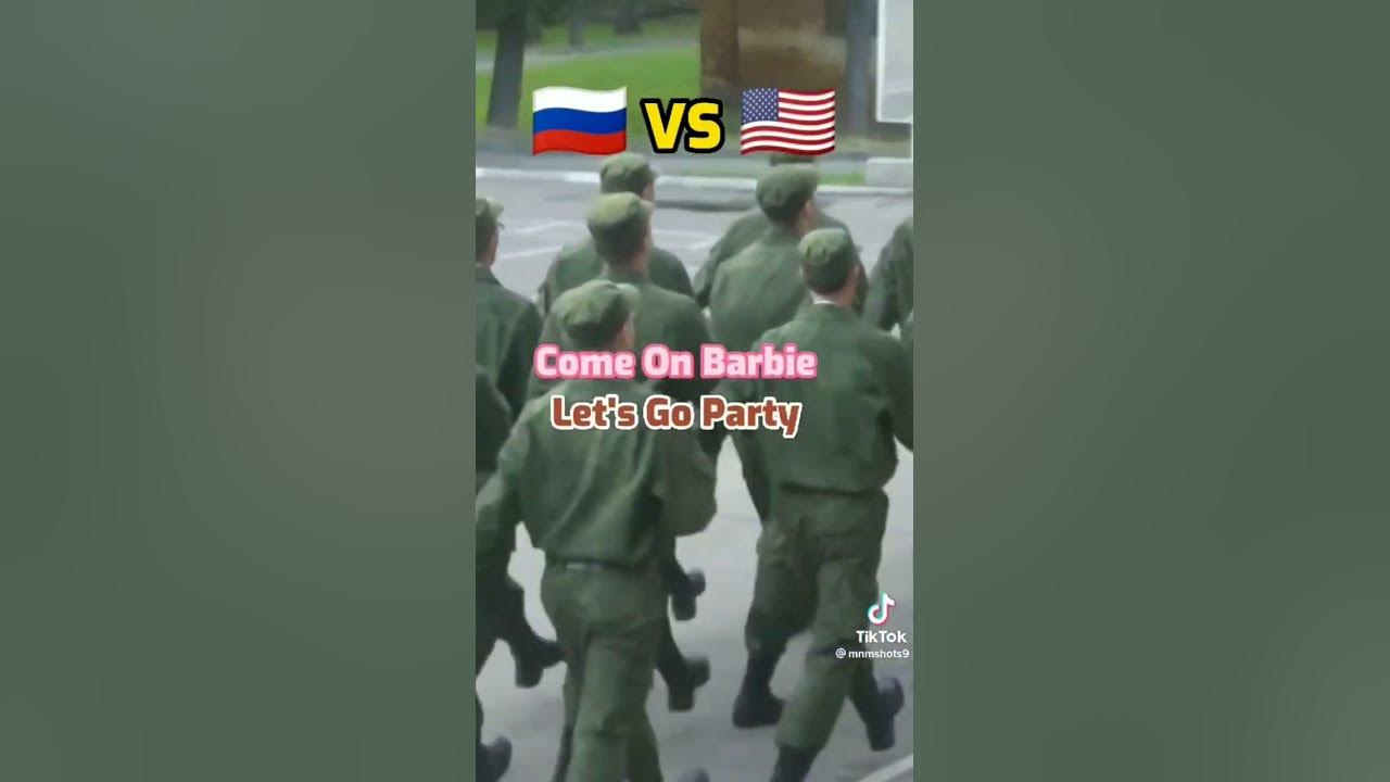 Russia vs USA - Singing Barbie girl vs SpongeBob squarepants Russia vs USA - Singing Barbie girl vs SpongeBob squarepants