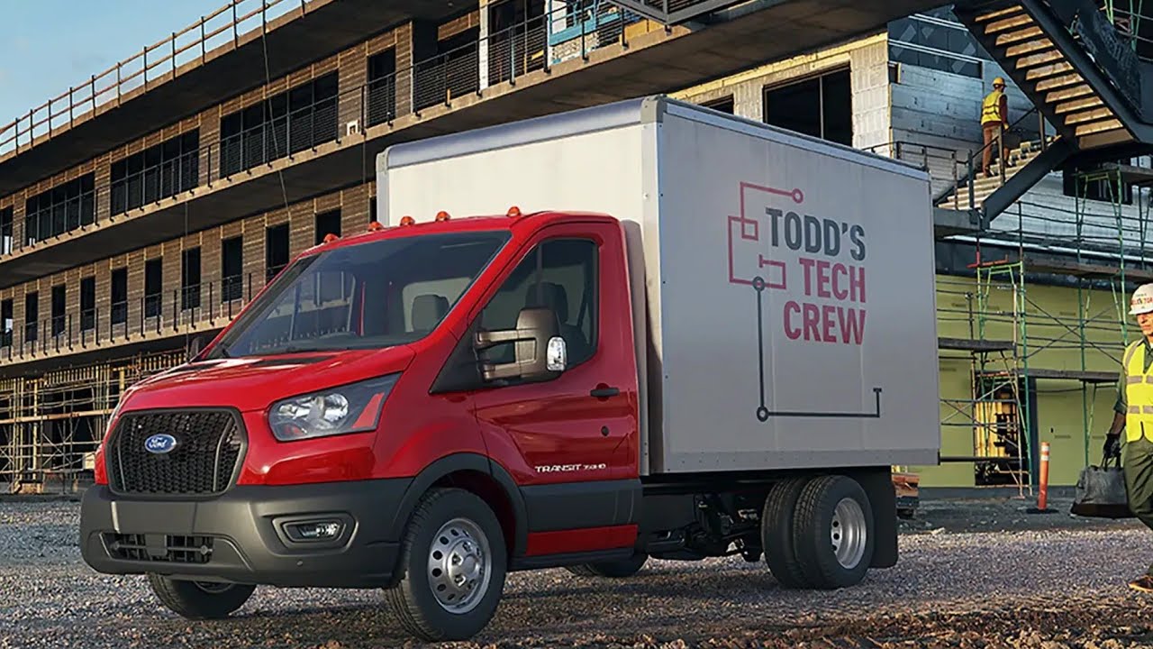 NEW 2022 FORD TRANSIT CUTAWAY AND CHASSIS CAB REVIEW BEHIND THE WHEEL...