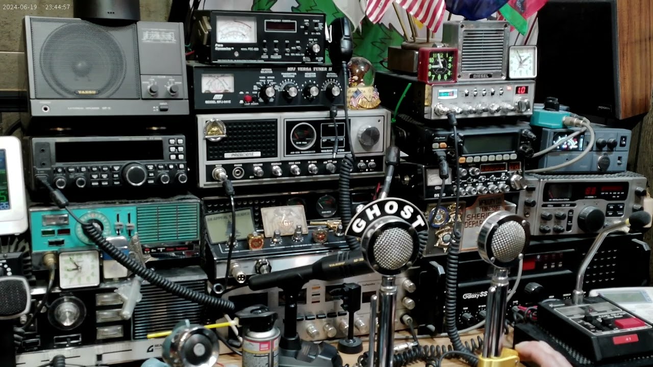 Radioddity QT-40-SE-D104-503-Siro Astro Plane.  Contacts UK