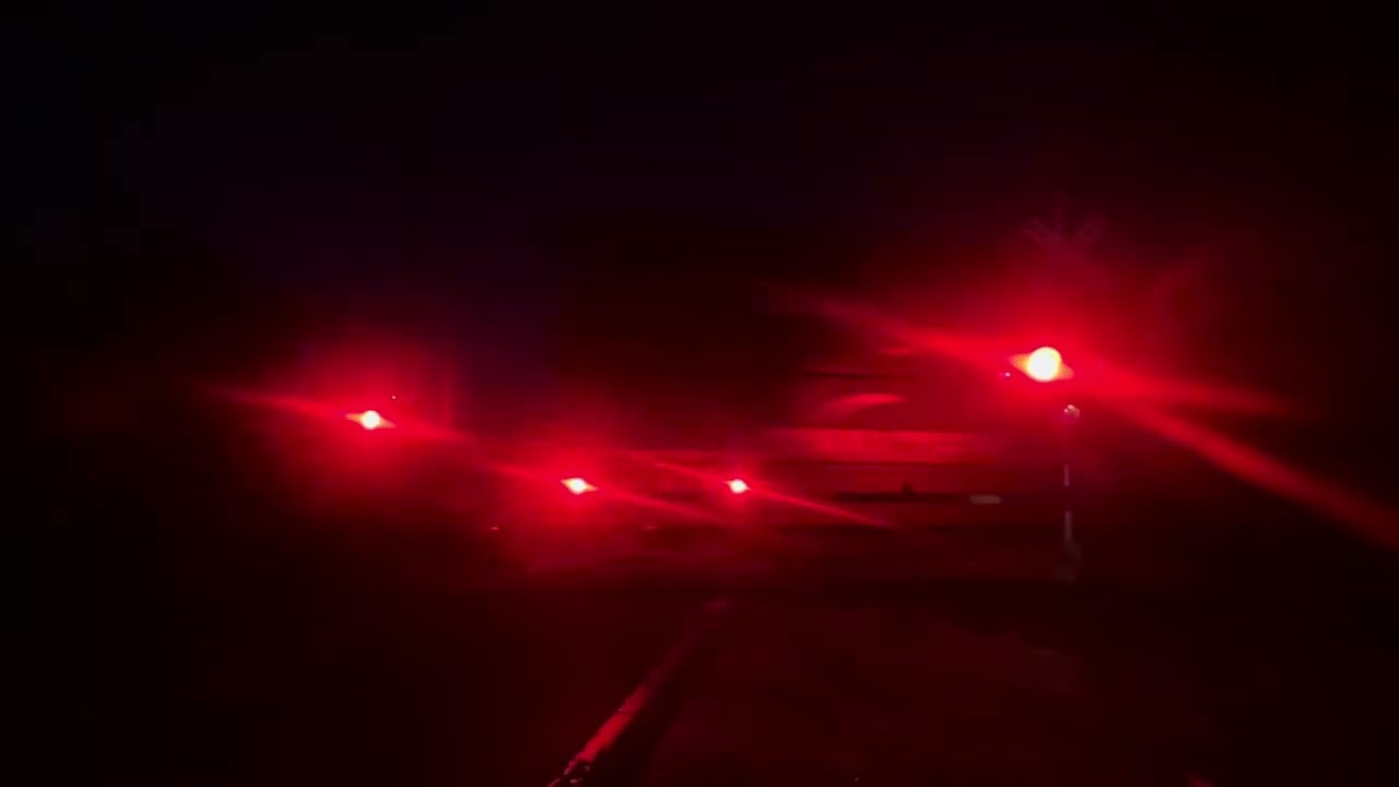 CSX I044 goes by Seffner, FL