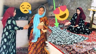 Sewing tribal clothes for living expenses. Marzieh's bitter words about herself🥺