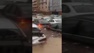 Nature&#39;s revenge has fallen on the capital of Saudi Arabia! Severe flooding in Riyadh