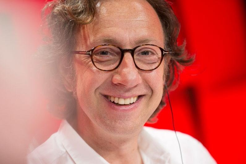 Emilie Dequenne dans A La Bonne Heure - Partie 1 - RTL - RTL